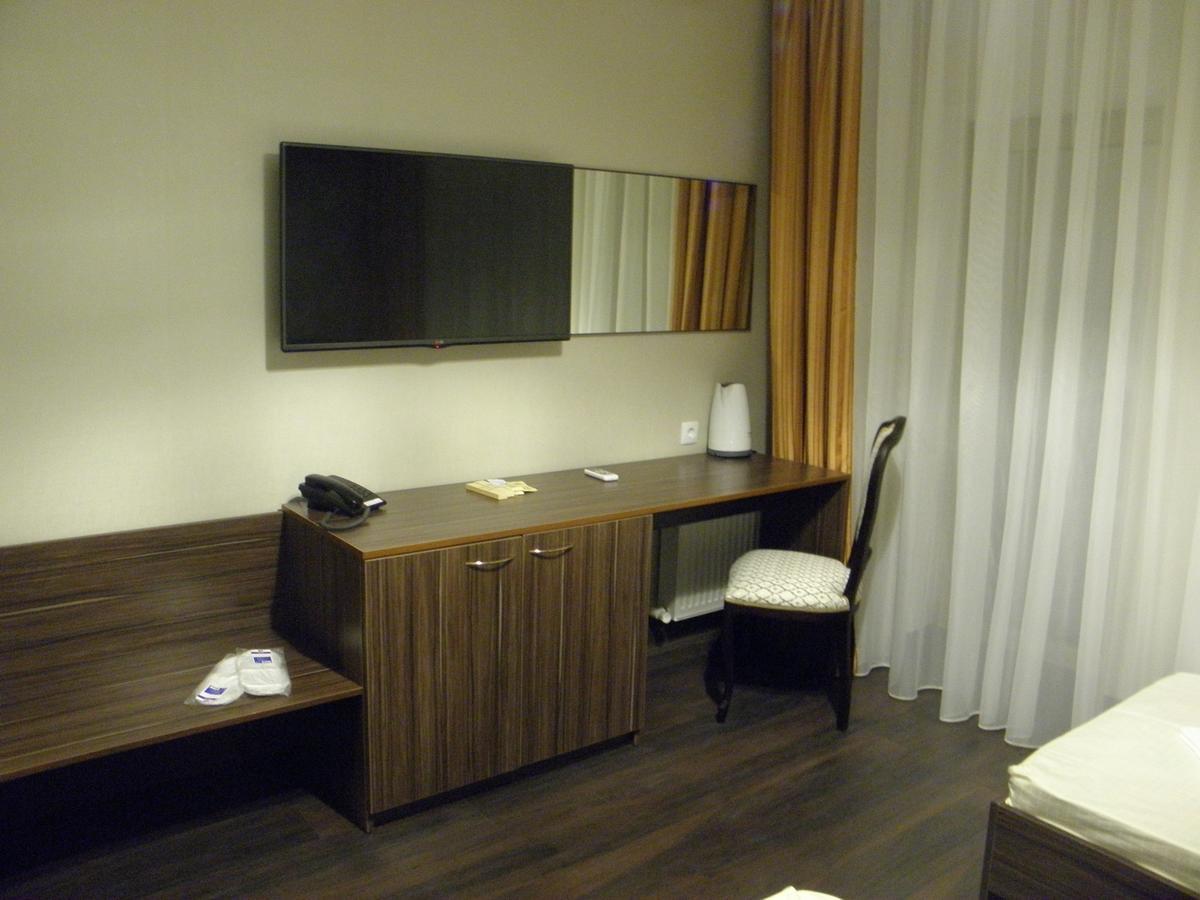 Hotel KRTs Korona Sudilovichi Zewnętrze zdjęcie