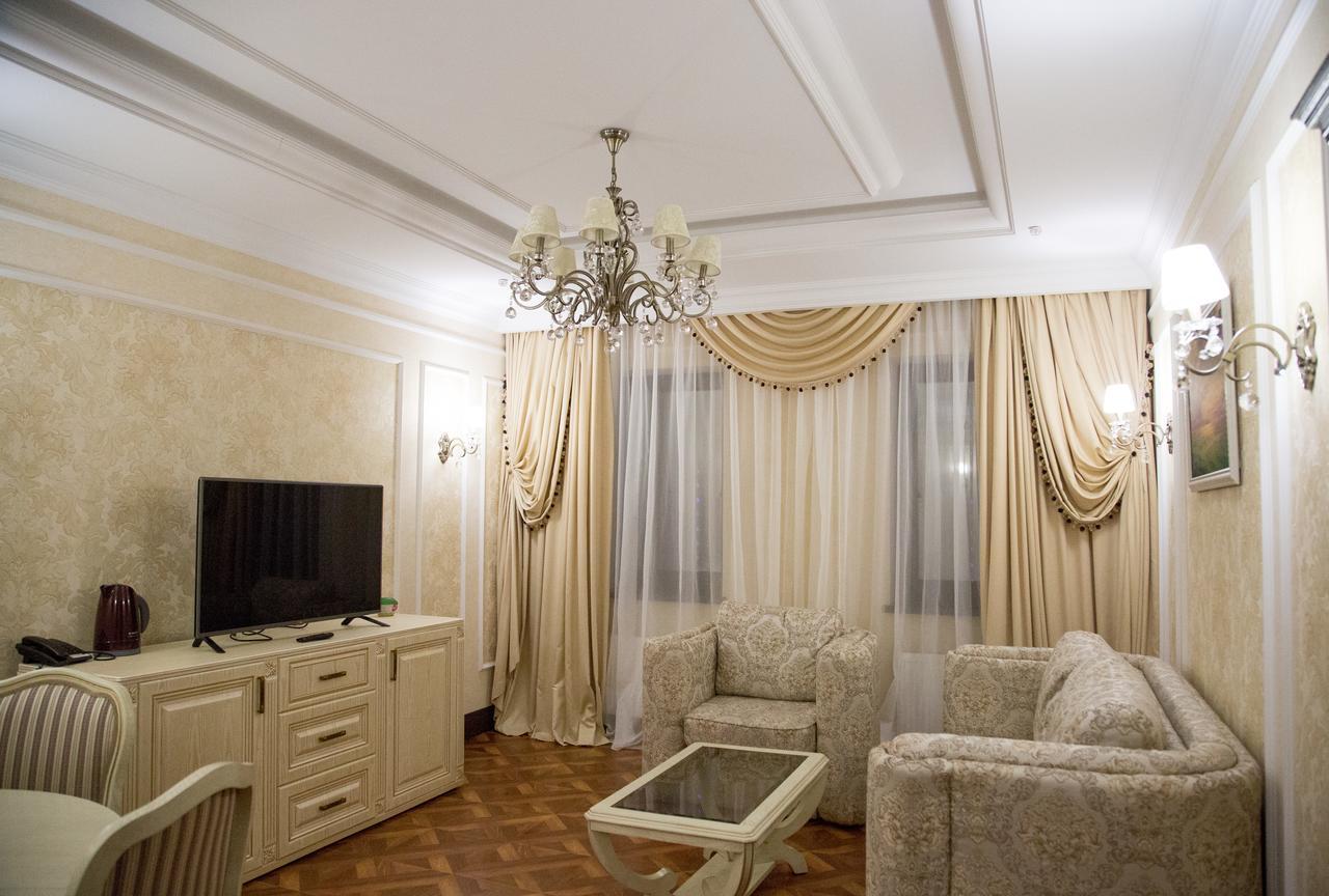 Hotel KRTs Korona Sudilovichi Zewnętrze zdjęcie